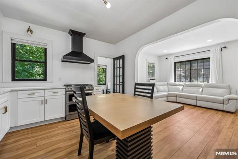 Photo of 508 High Street, Oradell, NJ 07649 (MLS # 26004368)