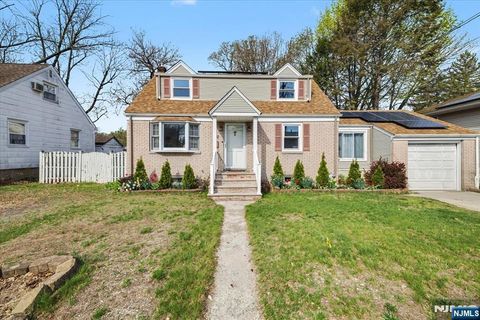 Photo of 198 Roosevelt Avenue, Bergenfield, NJ 07621 (MLS # 26013454)