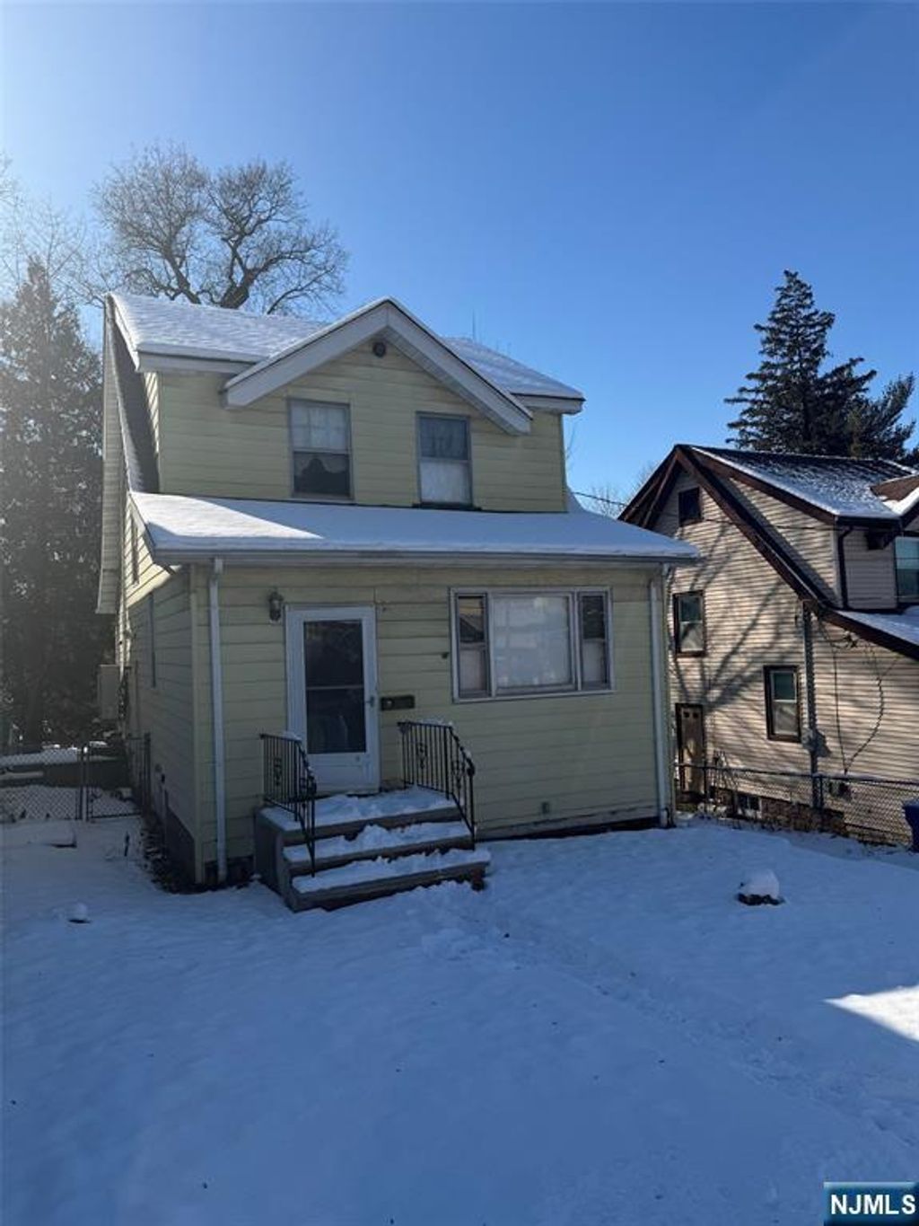 Photo of 238 Van Nostrand Avenue, Englewood, NJ 07631 (MLS # 26007373)