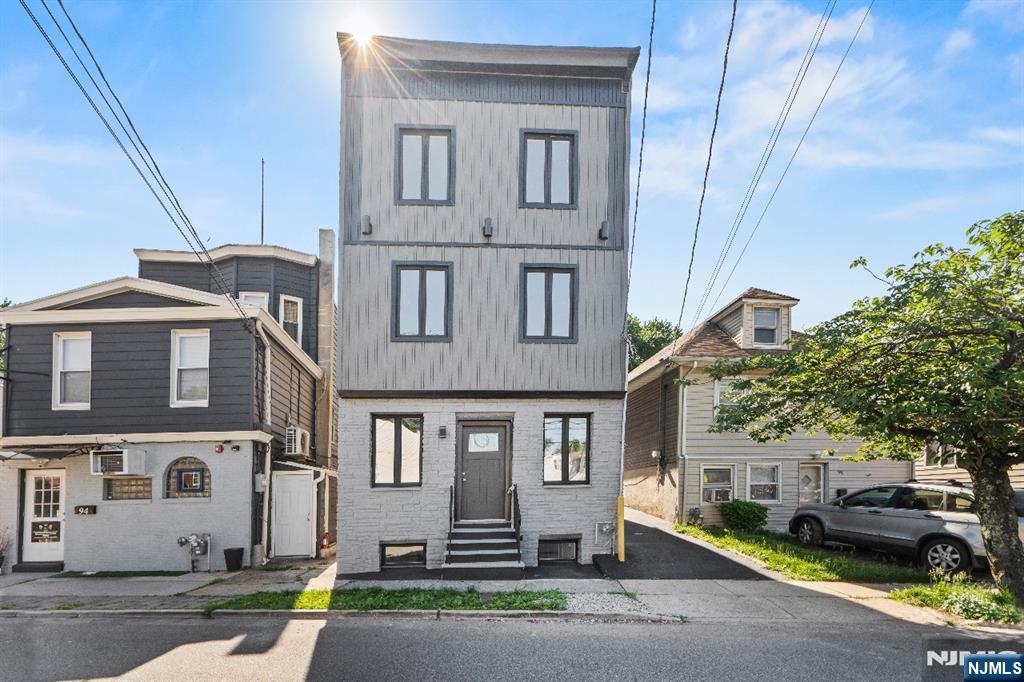 Property for Sale at 92 Bloomfield Avenue, Nutley, New Jersey - Bedrooms: 4 
Bathrooms: 3 
Rooms: 12  - $899,999