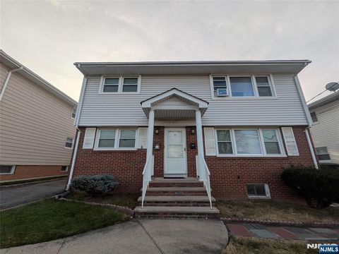 Photo of 50 Kipp Ave #1, Elmwood Park, NJ 07407 (MLS # 26000748)