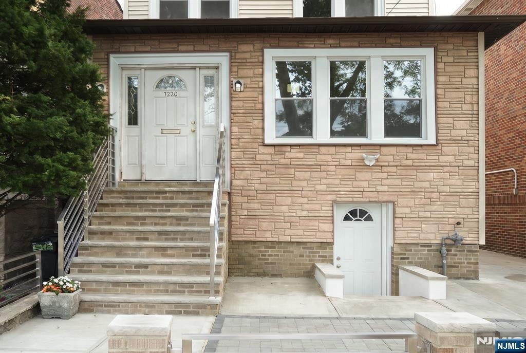 Photo of 7226 Kennedy Boulevard, North Bergen, NJ 07047 (MLS # 26022286)