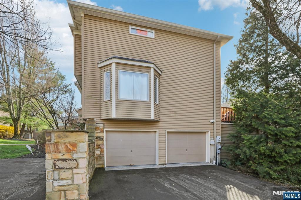 210 Clarken Drive