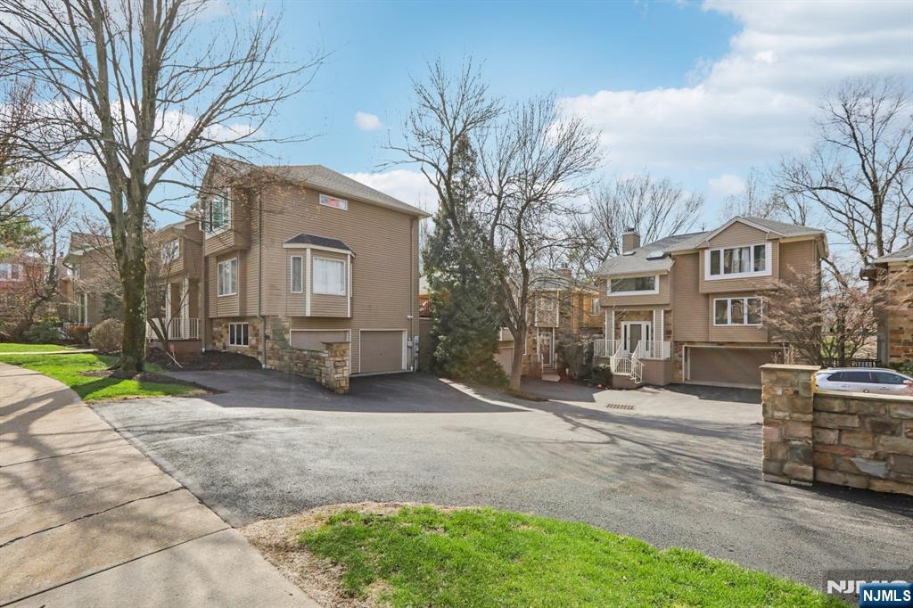 210 Clarken Drive