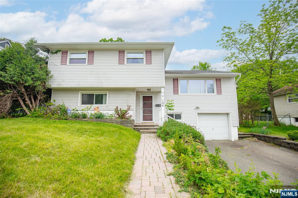 Property for Sale at 104 Richard Street, Rockaway Twp, New Jersey - Bedrooms: 4 
Bathrooms: 3 
Rooms: 11  - $450,000