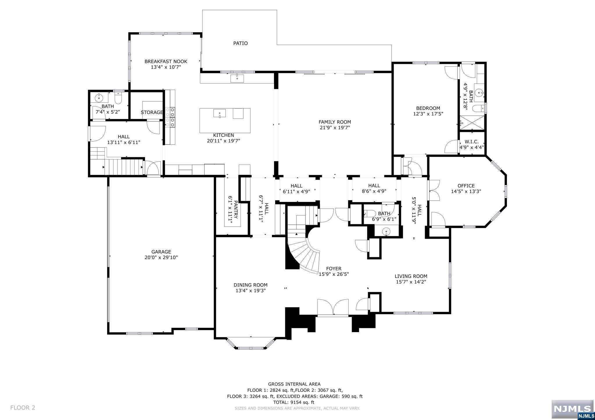 Main image without alt text