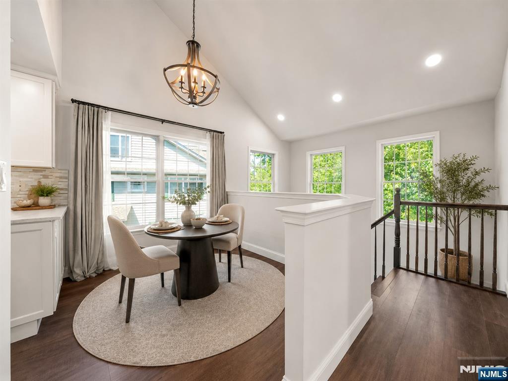 25 Woods Edge Road 25