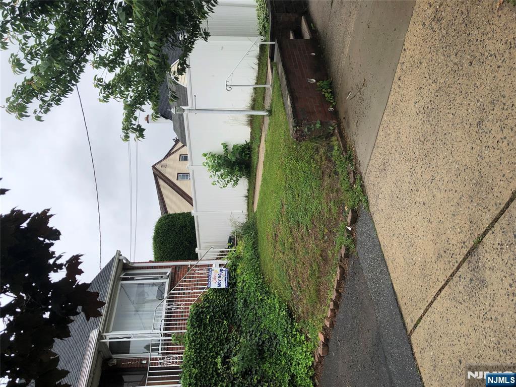 133 Front Street