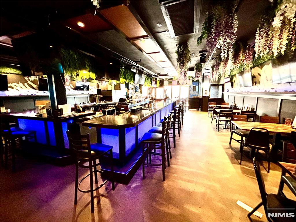 580-584 E Ridge Road