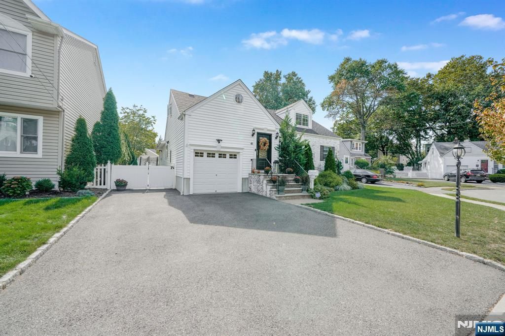 Photo of 41 Hetherington Road, Nutley, NJ 07110 (MLS # 25036580)