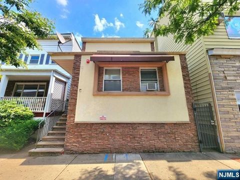 Photo of 344 Kearny Ave, Kearny, NJ 07032 (MLS # 26009708)