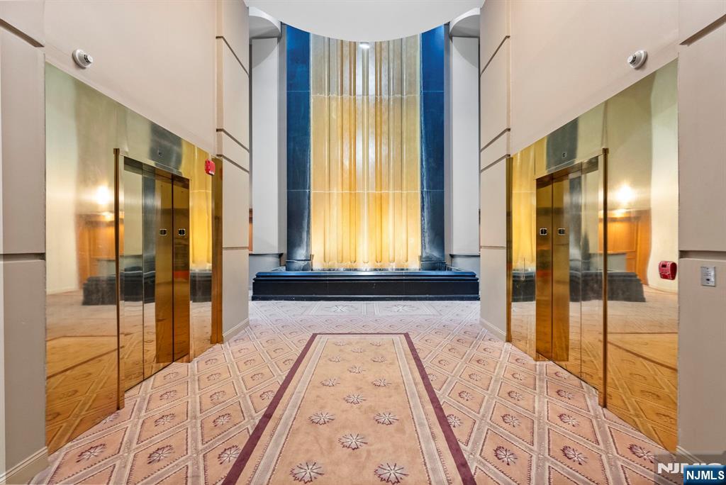 100 Carlyle Drive 10B-South
