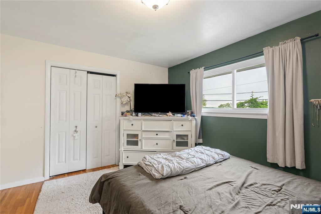 46 Pershing Place