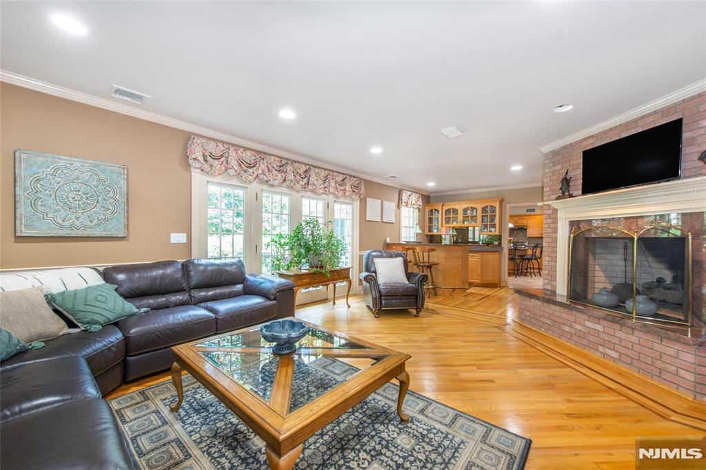 664 Laurel Lane