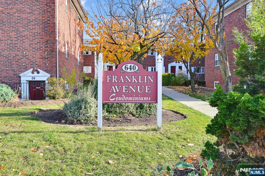 640 Franklin Avenue 2G