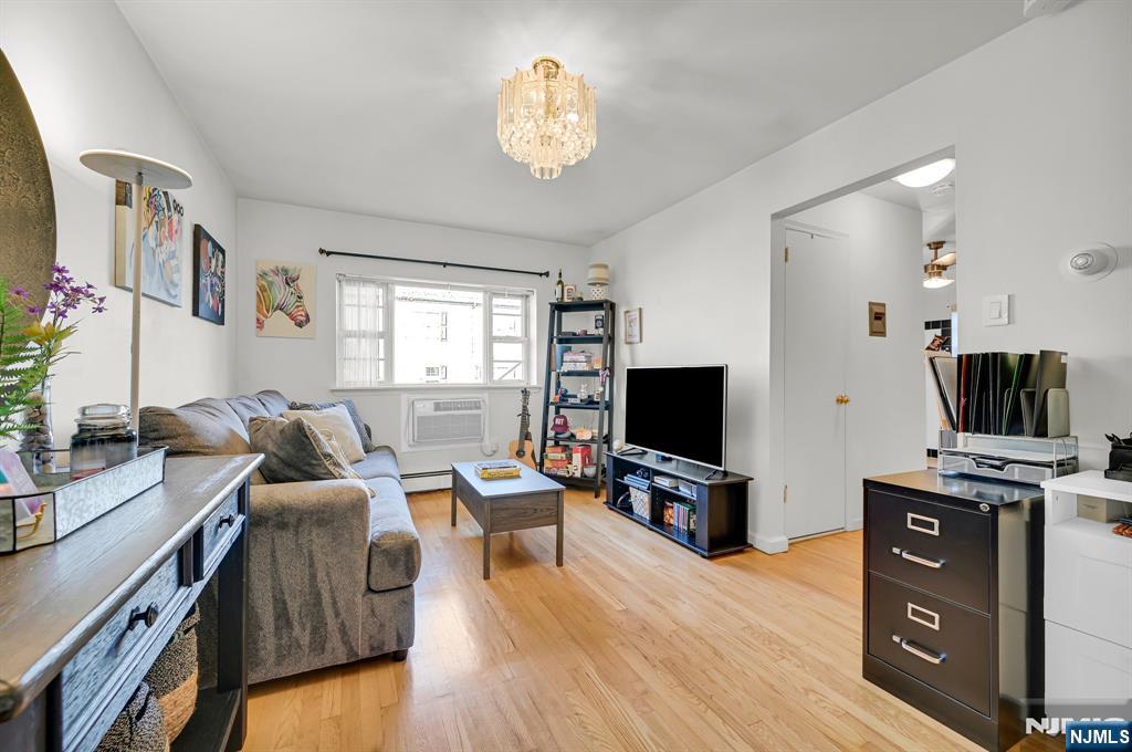 640 Franklin Avenue 2G