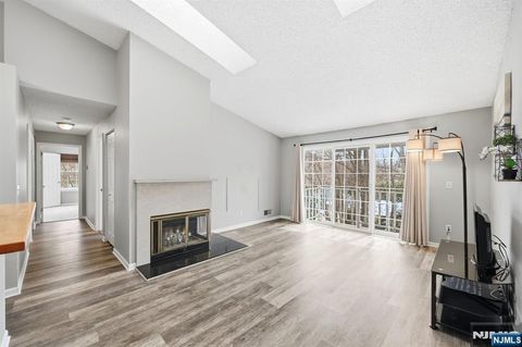 Photo of 130 Raintree Lane, Mahwah, NJ 07430 (MLS # 26007047)