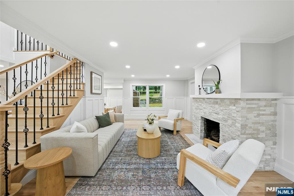 174 Upper Saddle River Road