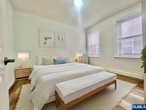 Photo of 6045 Blvd #7E, West New York, NJ 07093 (MLS # 26013797)