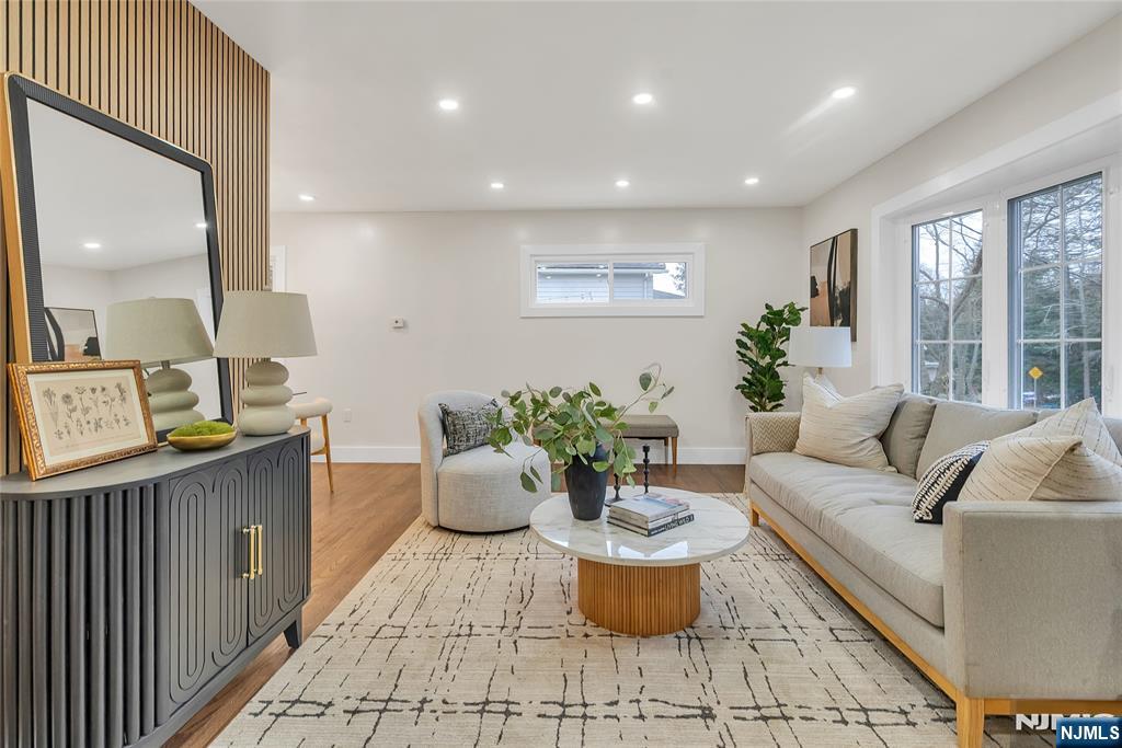 326 Saint Cloud Avenue