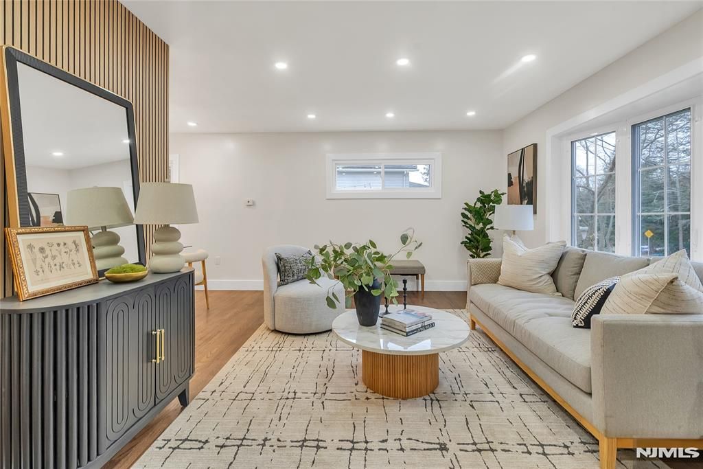 Photo of 326 Saint Cloud Avenue, West Orange, NJ 07052 (MLS # 26006807)