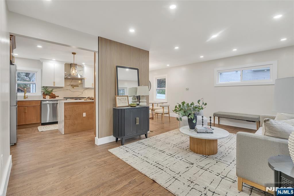 326 Saint Cloud Avenue