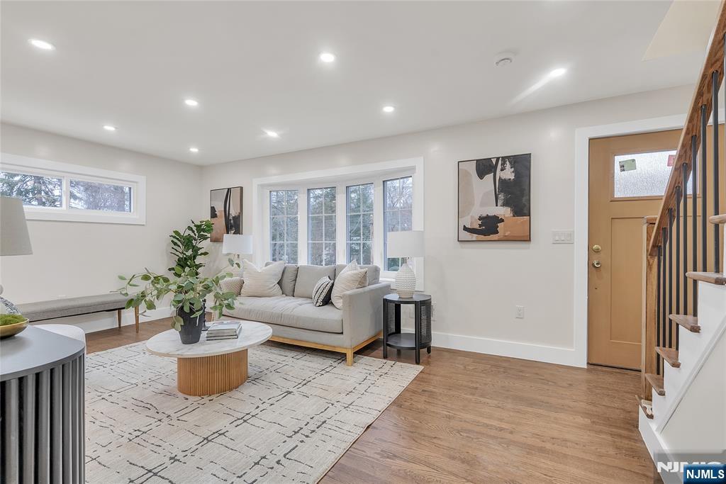 326 Saint Cloud Avenue