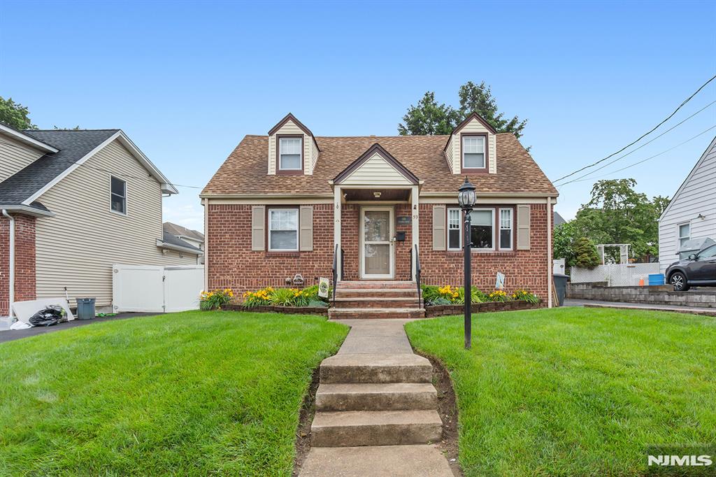 59 Parkview Avenue