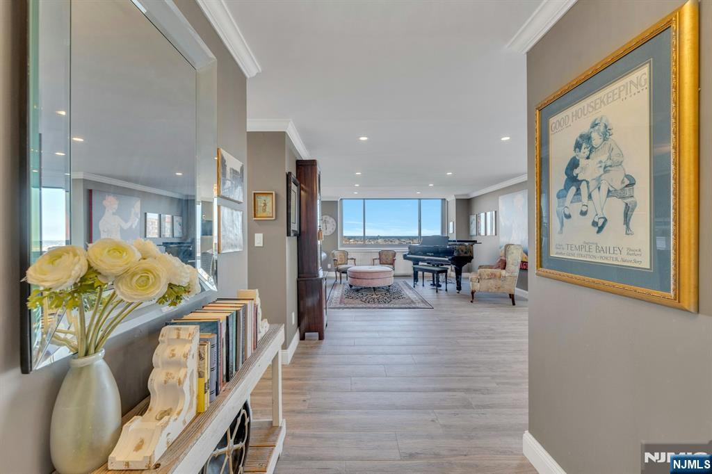 1600 Parker Avenue 27G