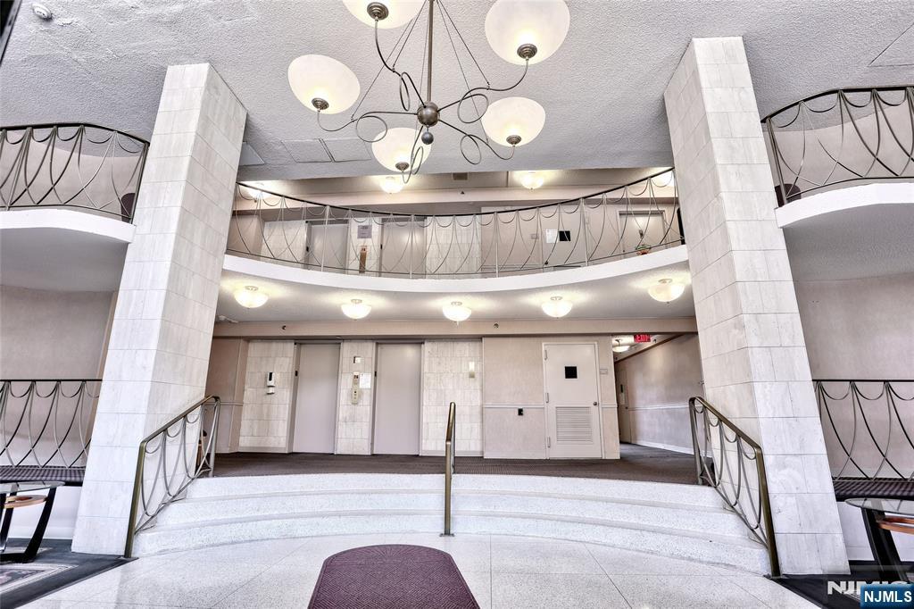 160 Overlook Avenue 10C