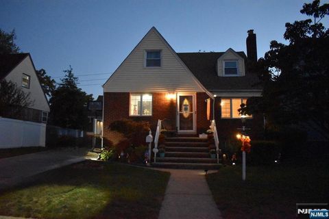 Photo of 3916 Northern Drive, Fair Lawn, NJ 07410 (MLS # 25038876)