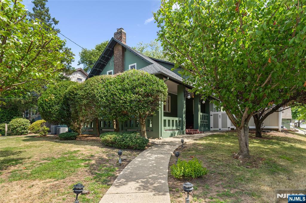335 Orchard Terrace