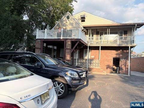 Photo of 92 Washington AVE #2nd F, Dumont, NJ 07628 (MLS # 26030932)