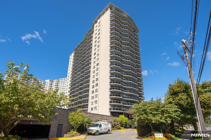 Bright and spacious 1 br and 1 1/2 baths(1030 sq.ft.) in luxury coop high-rise in the heart of Fort Lee. Large living room and dinning area with separated kitchen. Hardwood floors in living/dining areas and through out the apartment, huge terrace with GWB views to enjoy. Lots of closets spaces, updated windows, unit comes with INDOOR PARKING. Total monthly maint.$1633,(Maint.$1,524,$59.13 cable/internet,$110 INDOOR parking). APPROX.40% MAINT FEE IS TAX DEDUCTIBLE! MAINT INCL: TAXES,U/L MTG,WATER,HEAT,GAS,HOT WATER,COMMON AREA. PEMBROKE CO-OP OFFERS LUXURY AMENITIES: 24HR DOORMAN,NEW EXERCISE ROOM,POOL,LAUNDRY AND SUPER.WALKING DIST to GWB,SHOPS, IPIC THEATRE, RESTAURANTS, MAJOR HIGHWAYS AND GREAT ACCESS TO NYC. BUILDING ALLOWS PETS 25LBS. ALL OFFERS MUST HAVE TOP 2 PAGES OF LAST 2 YEARS TAX RETURNS,CREDIT REPORT,PAY STUBS & PRE APPROVAL LETTER. CASH BUYERS WITH NO DEBT SHOULD SHOW INCOME APPROX. $80,000