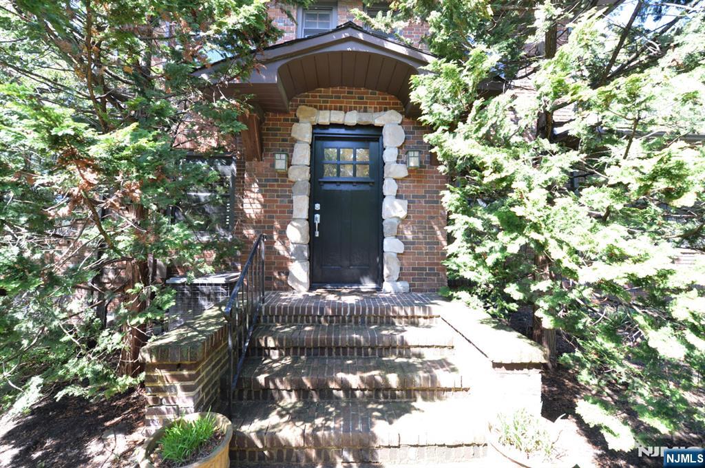 525 Washington Avenue