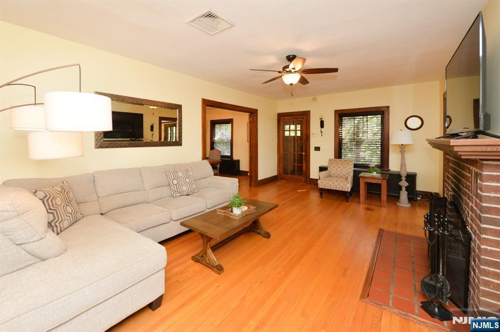 525 Washington Avenue