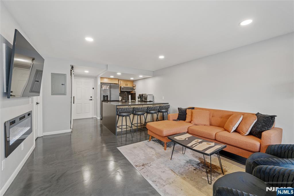 55 Clinton Place 308