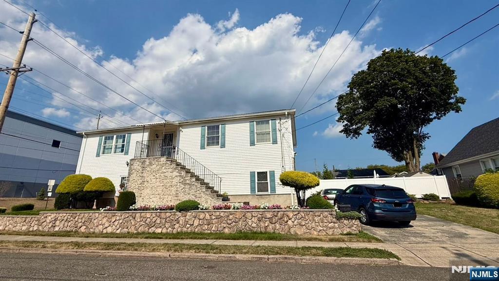 2-02 Fair Lawn Avenue