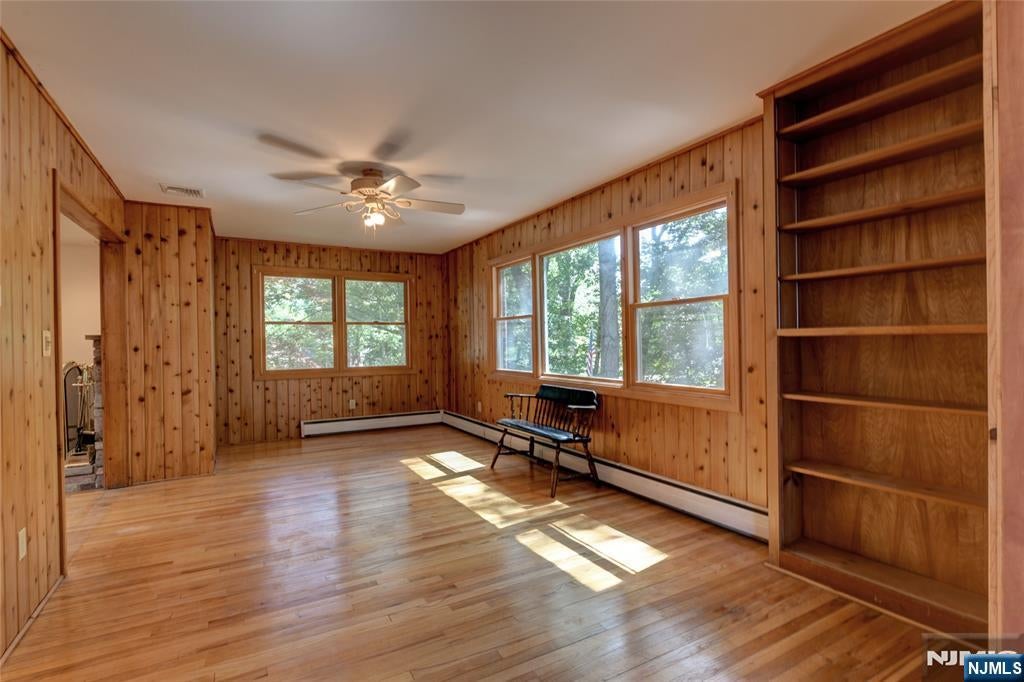 34 Knoll Road