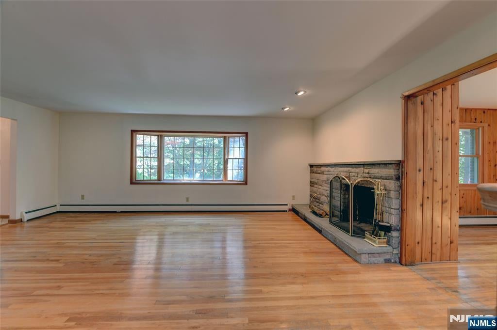 34 Knoll Road