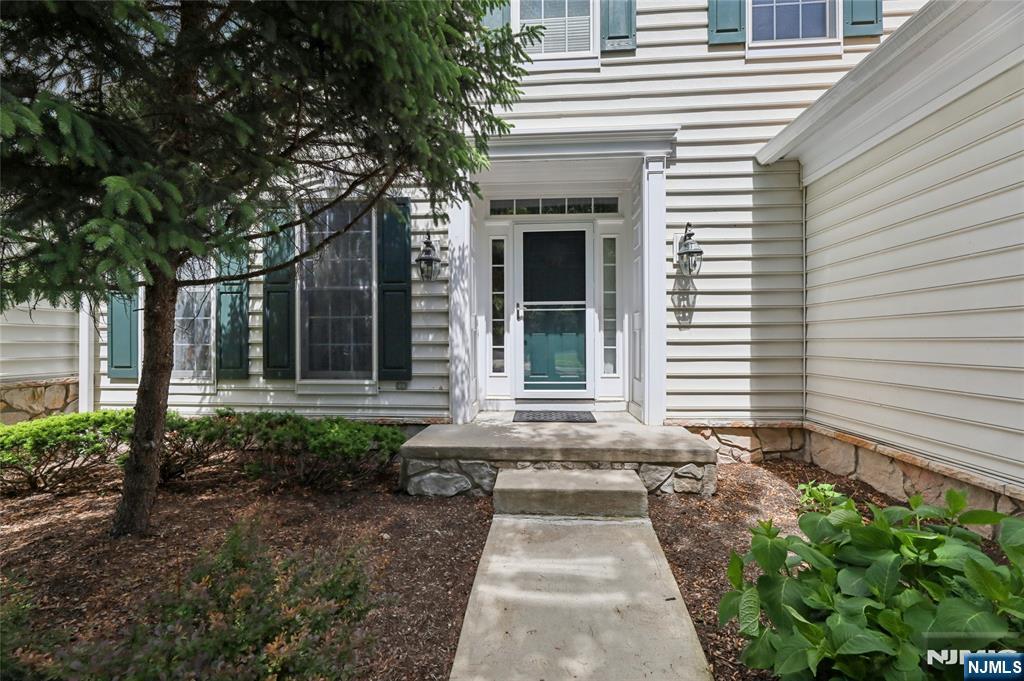 122 White Pine Court