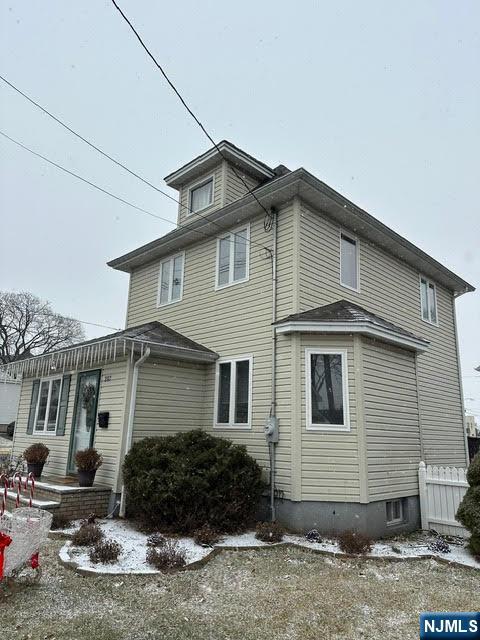 Rental Property at 397 Union Ave, Wood Ridge, New Jersey - Bedrooms: 4 
Bathrooms: 2 
Rooms: 7  - $3,800 MO.