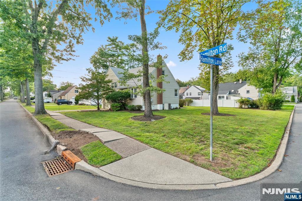 257 Hamilton Road
