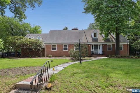 Photo of 1271 Alicia Avenue, Teaneck, NJ 07666 (MLS # 26019610)