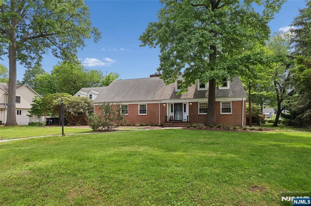 Photo of 1271 Alicia Avenue, Teaneck, NJ 07666 (MLS # 26019610)