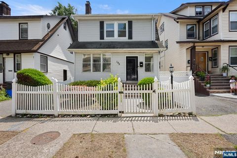 105 Burchard Avenue East Orange NJ 07017