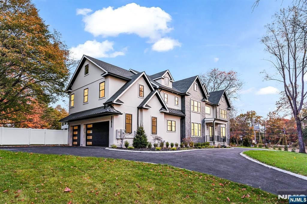 Photo of 4 Athens Road, Millburn, NJ 07078 (MLS # 25037683)