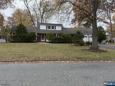 2 Peach Tree Court Par-troy Hills Twp. NJ 07054
