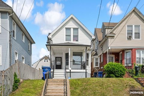 31 Vanderbeck Place Hackensack NJ 07601