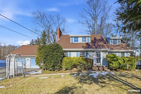 Photo of 257 Franklin Avenue, Wyckoff, NJ 07481 (MLS # 26007271)